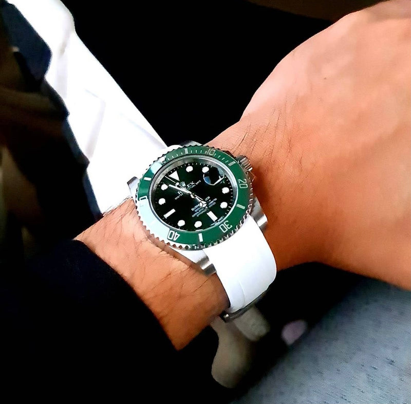 Rolex hulk rubber strap deals