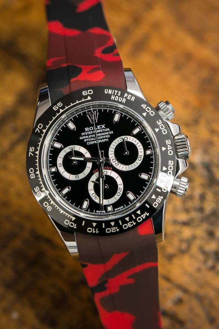Rolex red strap hotsell